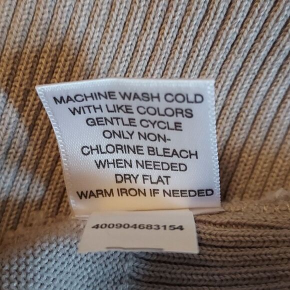 Elle Ruffle Front Grey Cardigan - Picture 8 of 8